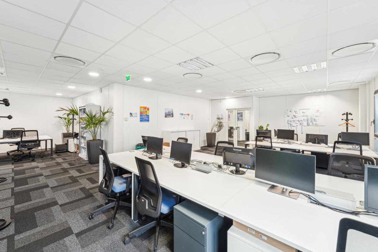 Bureau Saint-Ouen 2032m² Location bureau Saint-Ouen Seine-Saint-Denis OLBUR2528974 6